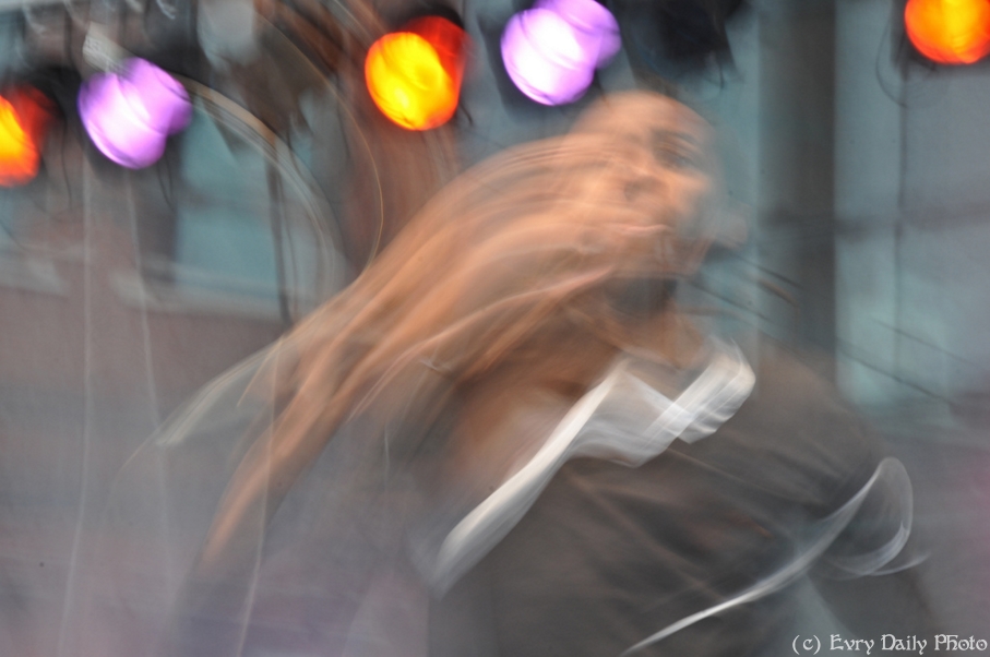 Evry Daily Photo - Fete de la Musique Evry 2010 - Harold - Flou Musical - large - 4728969731.jpg